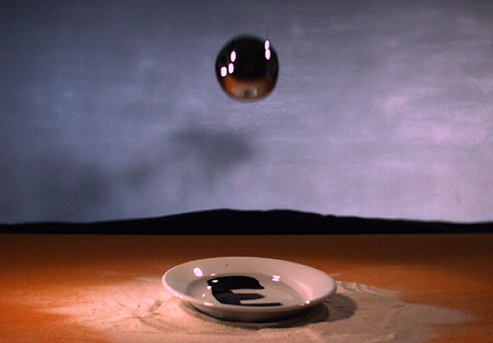 © Silvie Defraoui, Aphrodite Ping Pong (2005) © Silvie Defraoui, Aphrodite Ping Pong (2005)