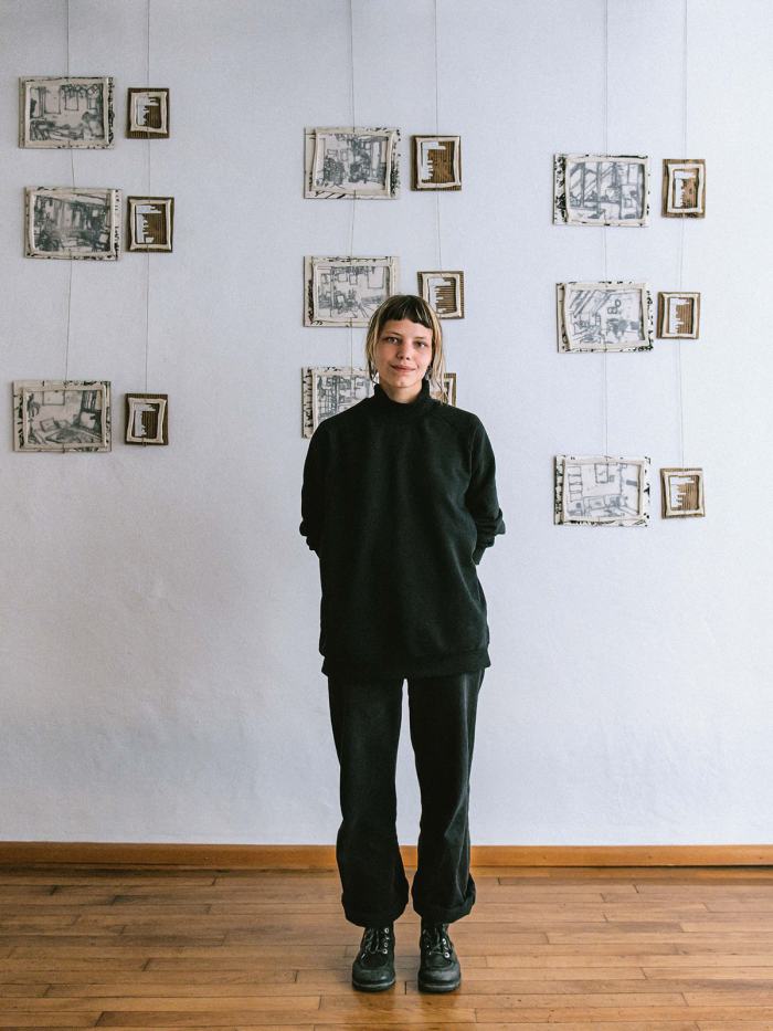 Charlotte Centelighe, qui a occupé en 2024-2025 l'atelier mis à disposition par le Musée d'art du Valais
Photo: Florence Zufferey